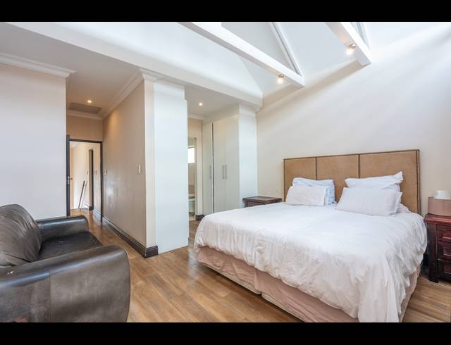 4 BEDROOM TOWNHOUSE FOR SALE IN BROADACRES